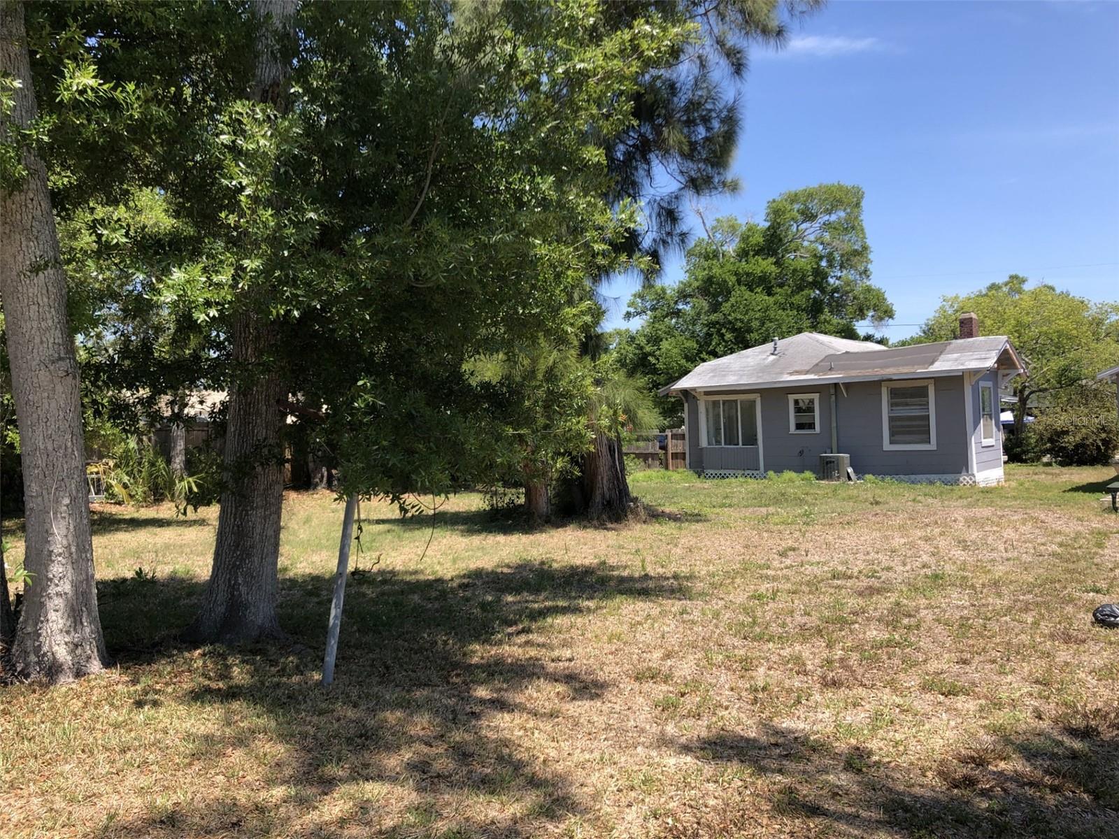 PINE CREST SUB - Residential