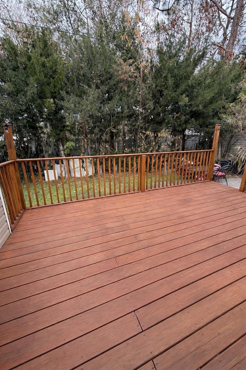 PALM LAKES ESTATES 5TH ADD - Residential