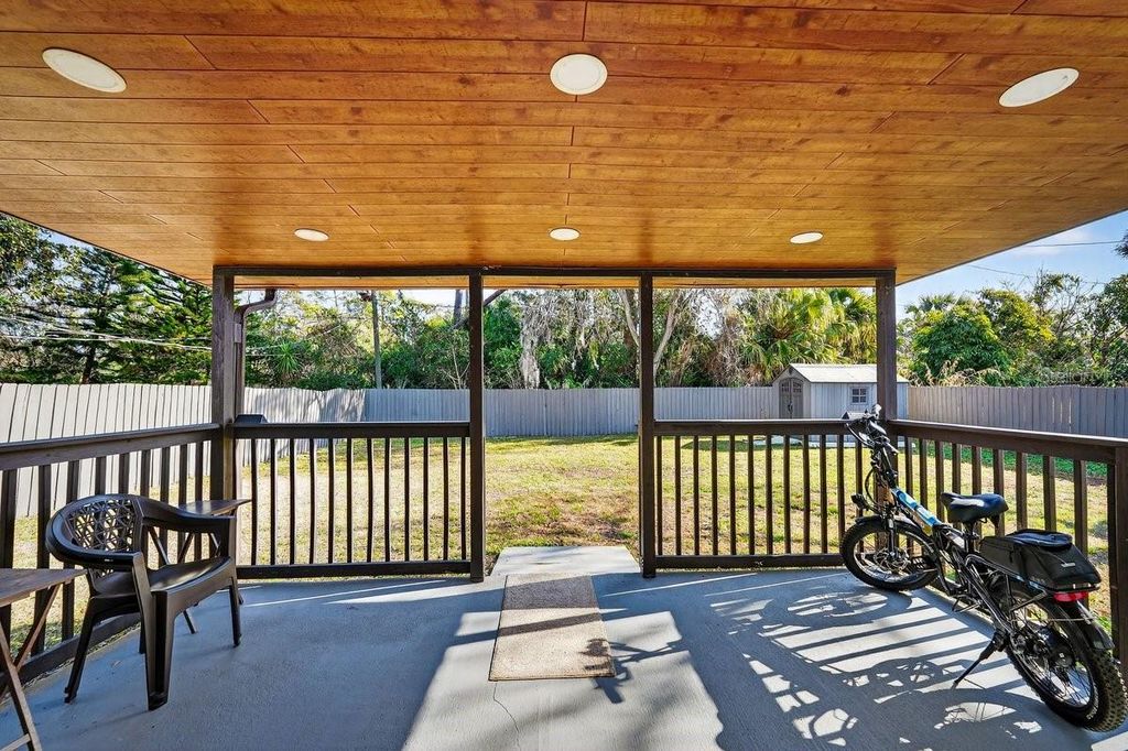 Photo of 1675 Birmingham Avenue, Daytona Beach, FL 32117 (MLS # V4947025)