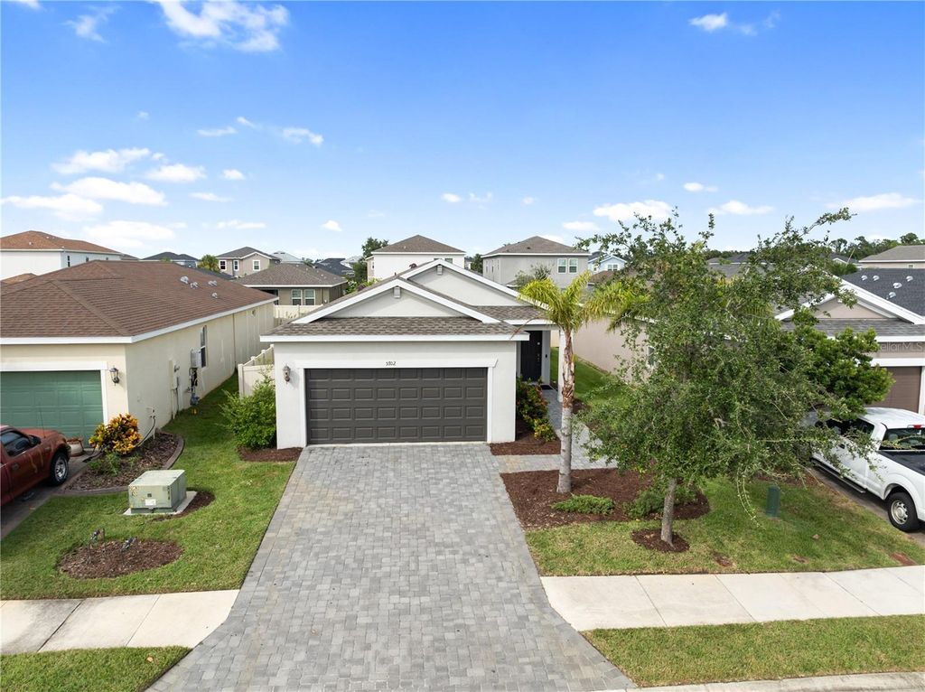 Photo of 5702 Los Robles Court, Palmetto, FL 34221 (MLS # A4666052)