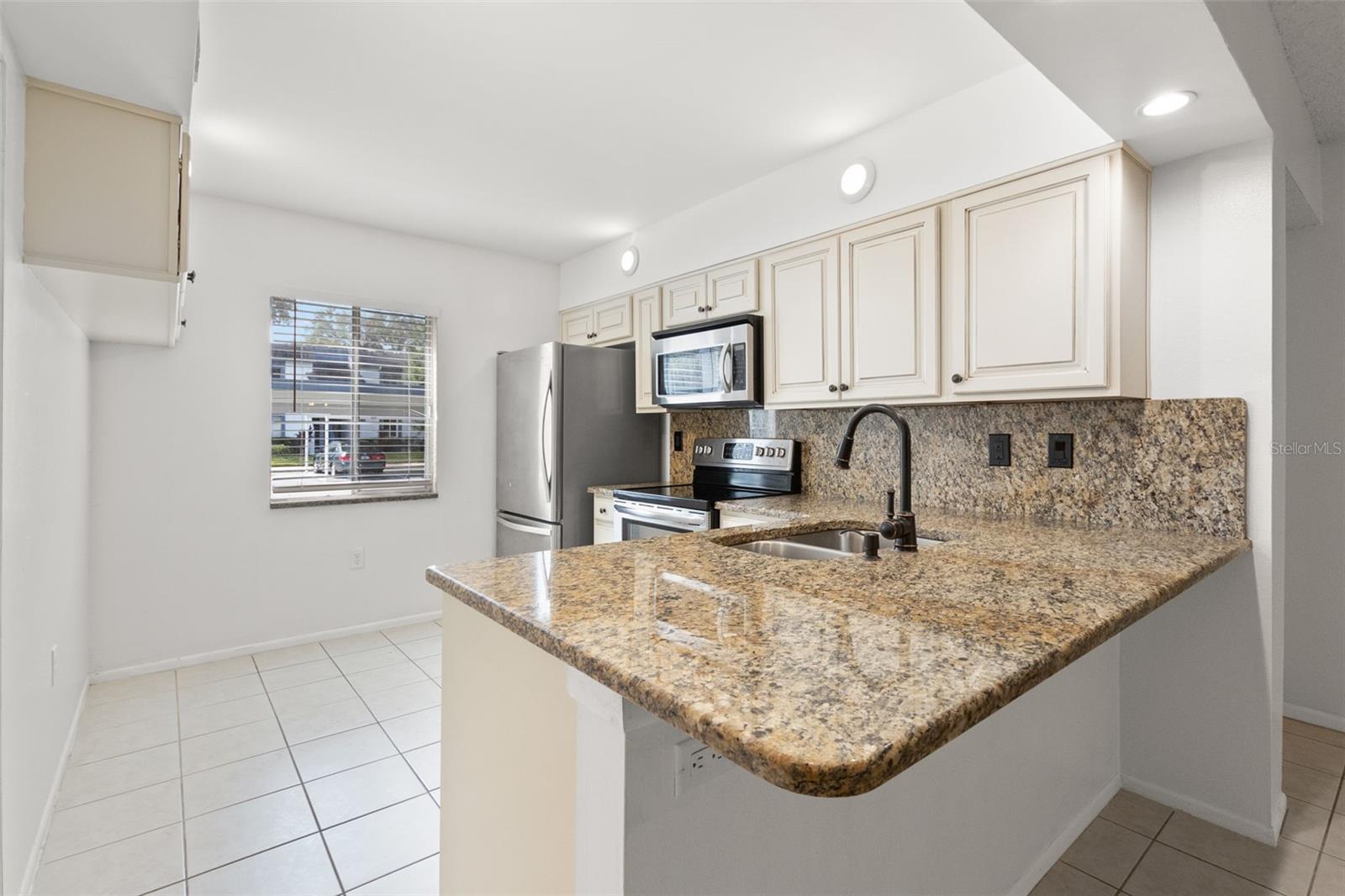 EAST LAKE WOODLANDS CYPRESS ESTATES - Residential