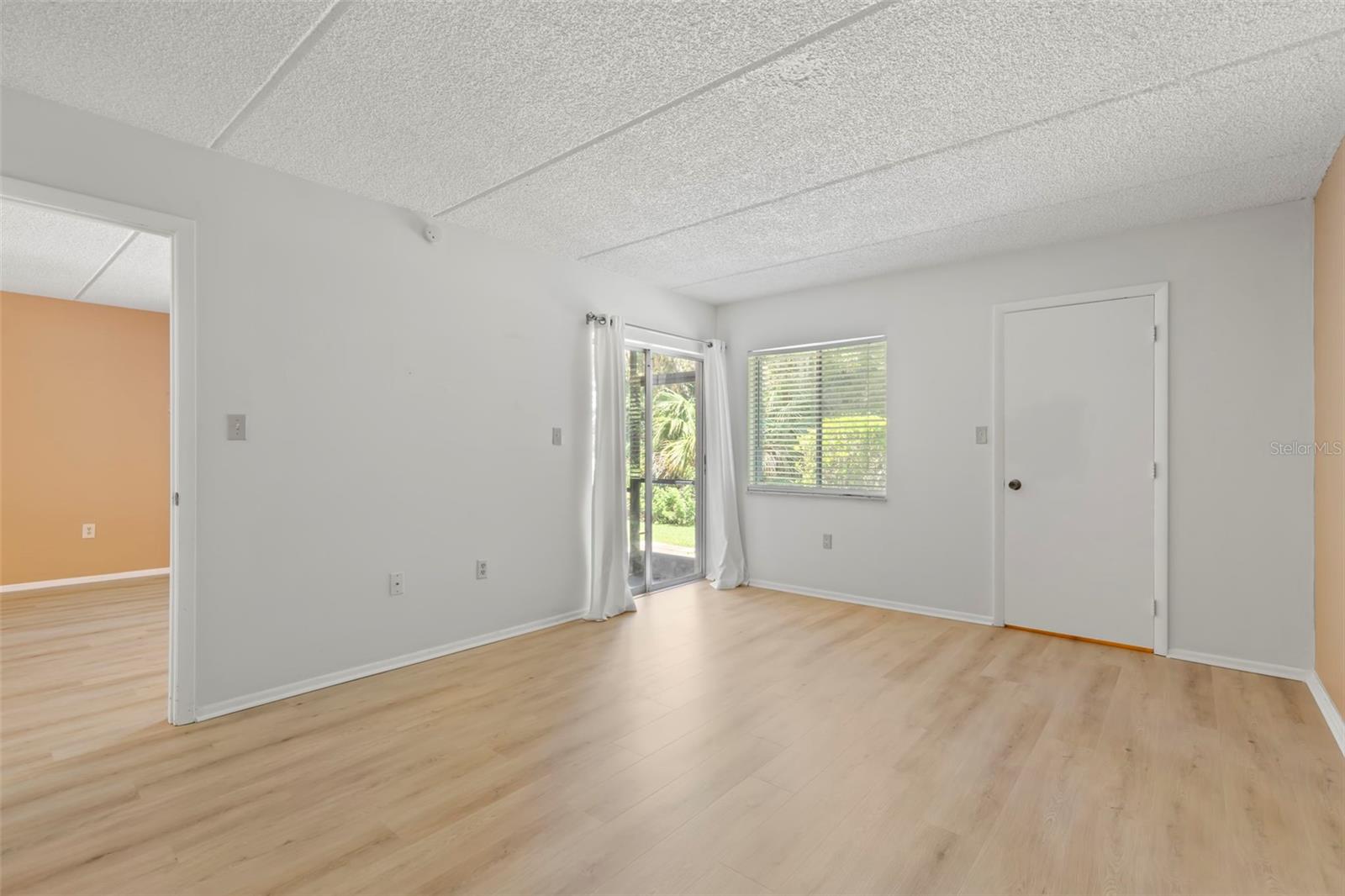 EAST LAKE WOODLANDS CYPRESS ESTATES - Residential