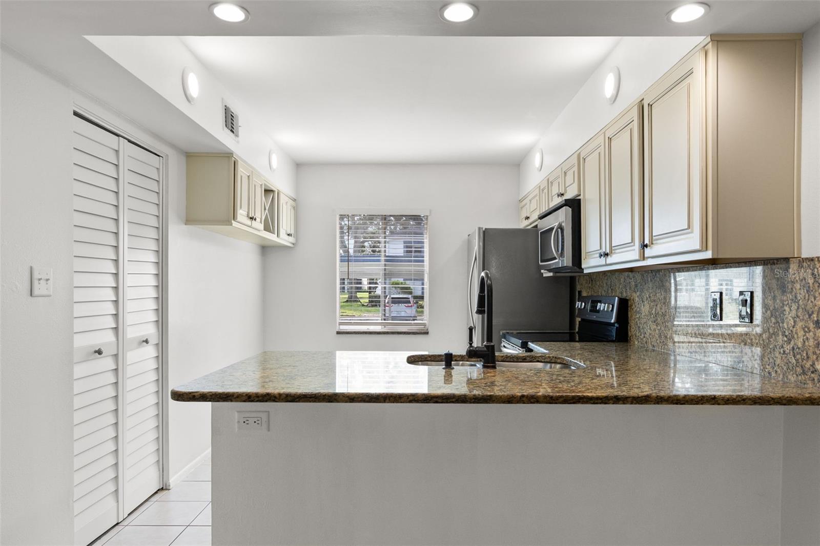 EAST LAKE WOODLANDS CYPRESS ESTATES - Residential