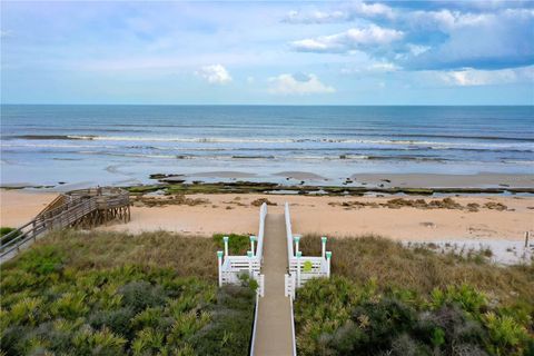 A home in PALM COAST