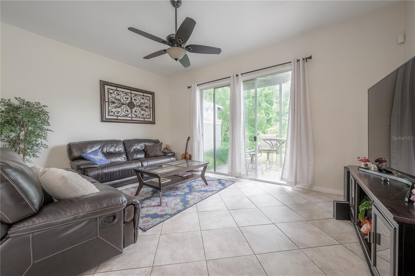 CARROLLWOOD VILLAGE PH III - Residential