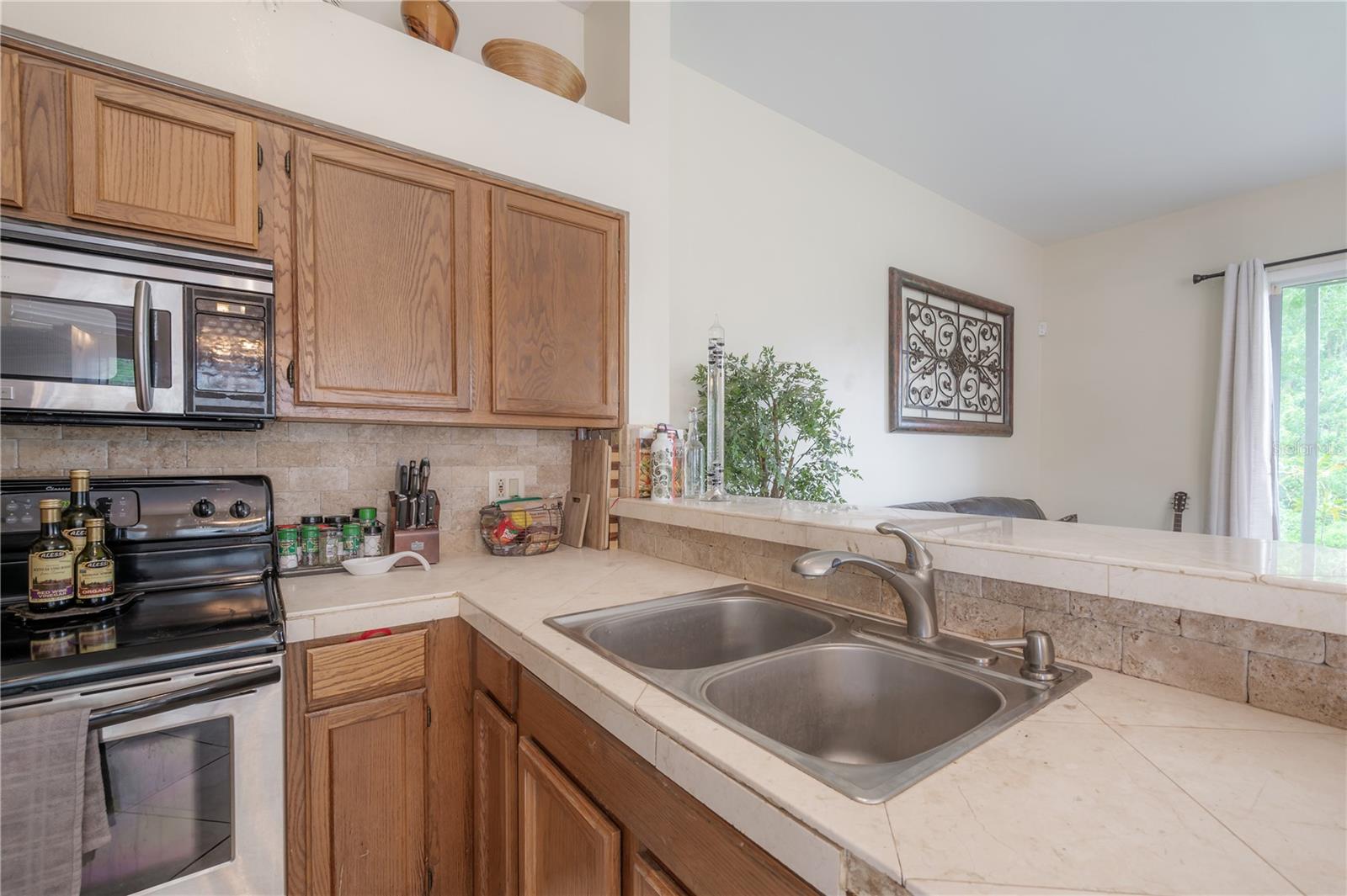 CARROLLWOOD VILLAGE PH III - Residential