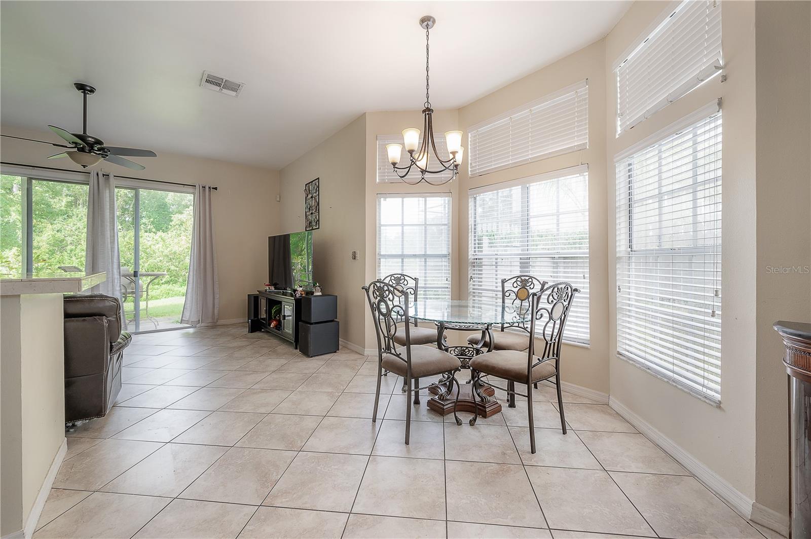 CARROLLWOOD VILLAGE PH III - Residential