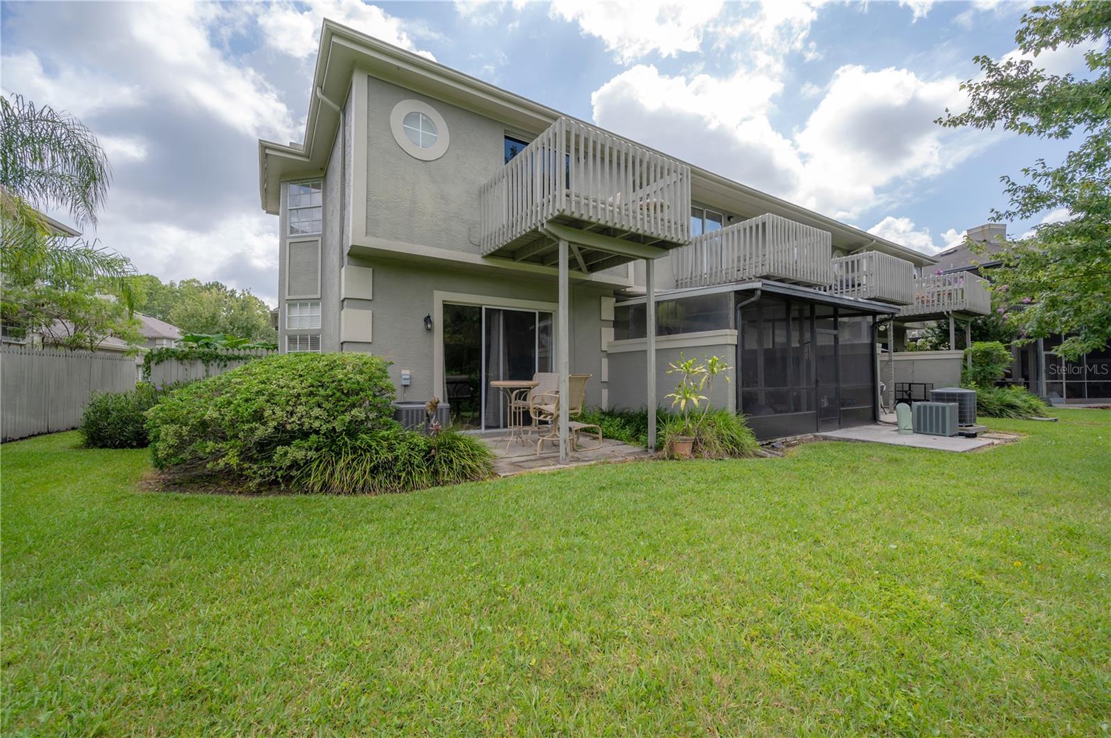 CARROLLWOOD VILLAGE PH III - Residential