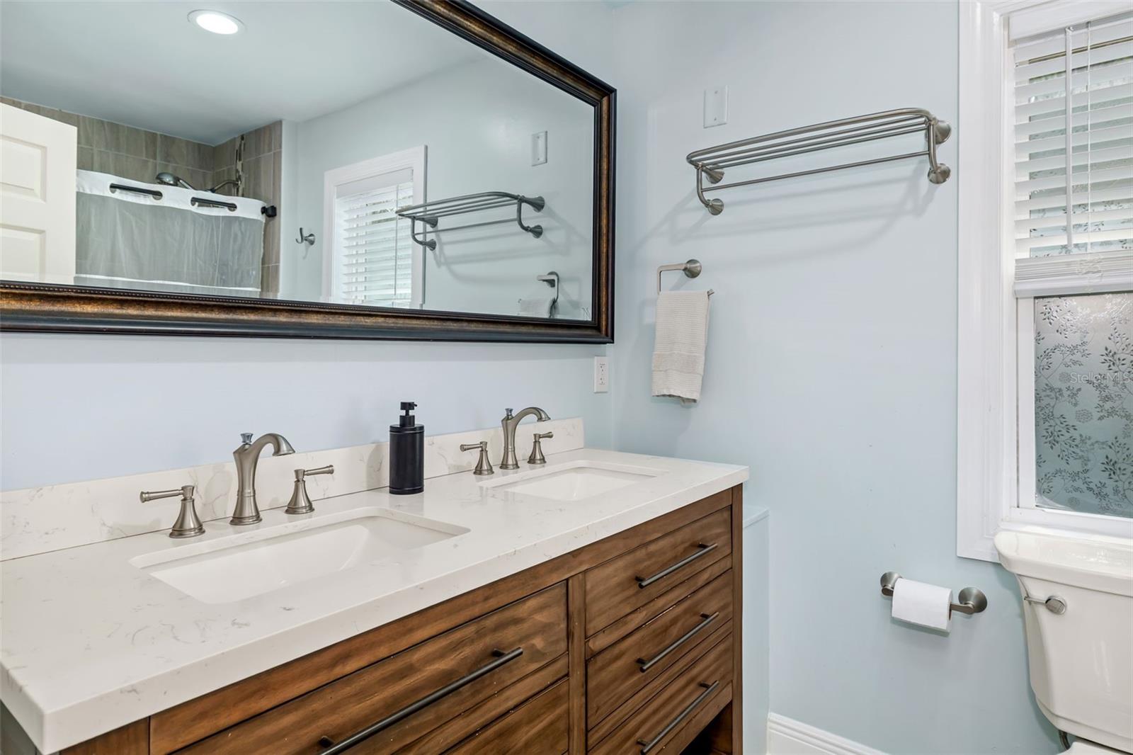 LORRAINE PARK - Residential