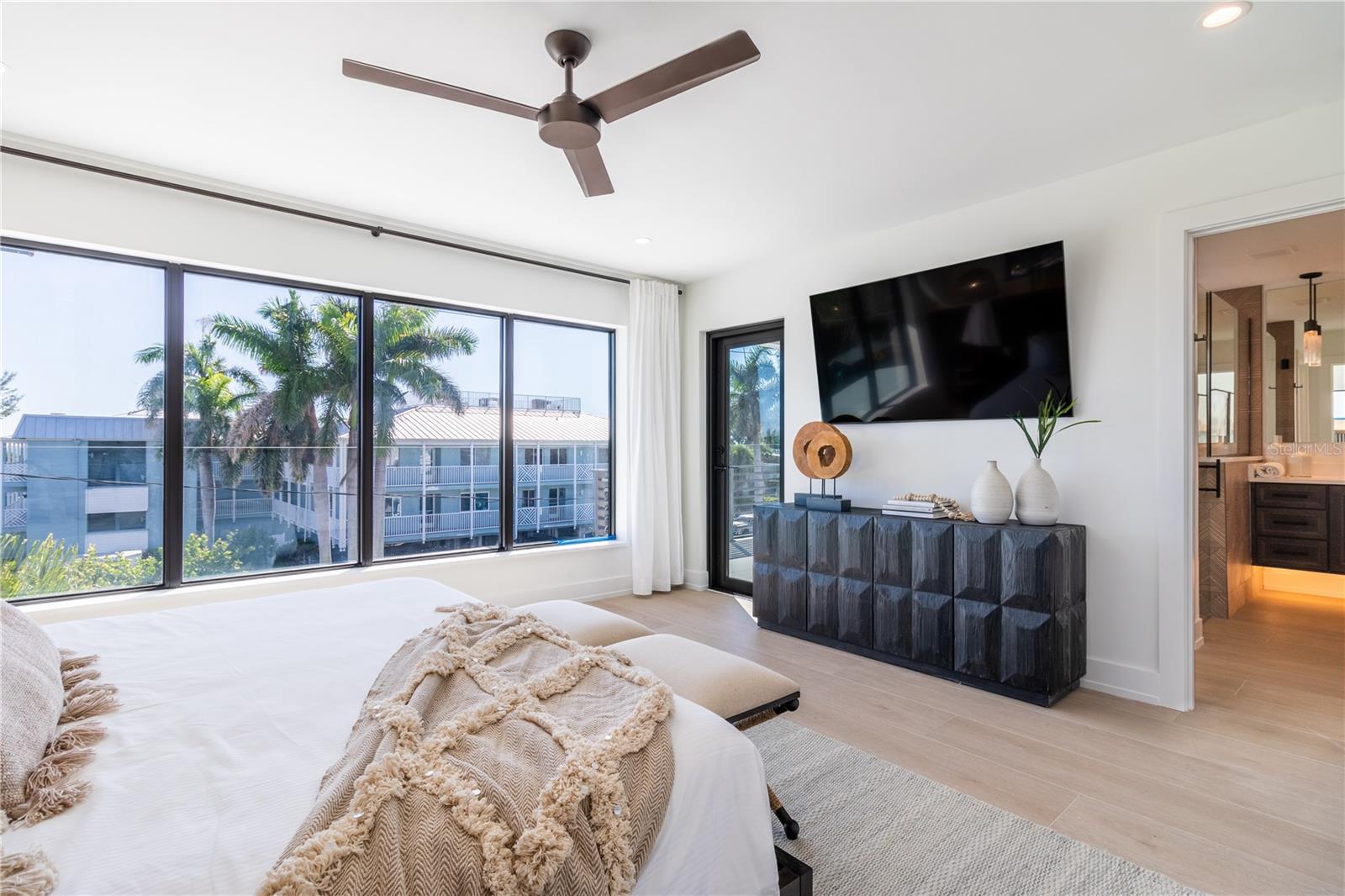 WEST WIND SHORES - Residential