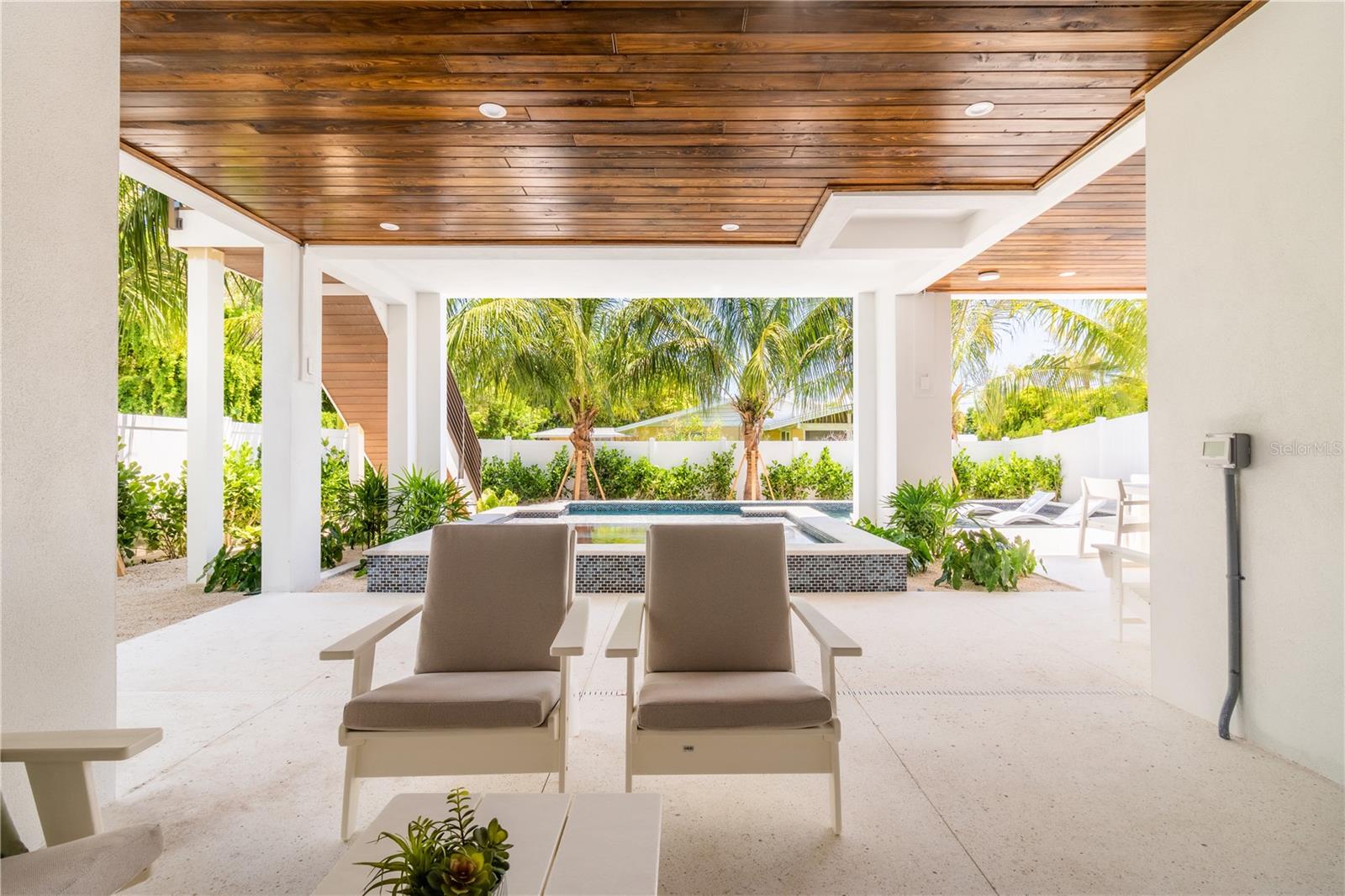 WEST WIND SHORES - Residential