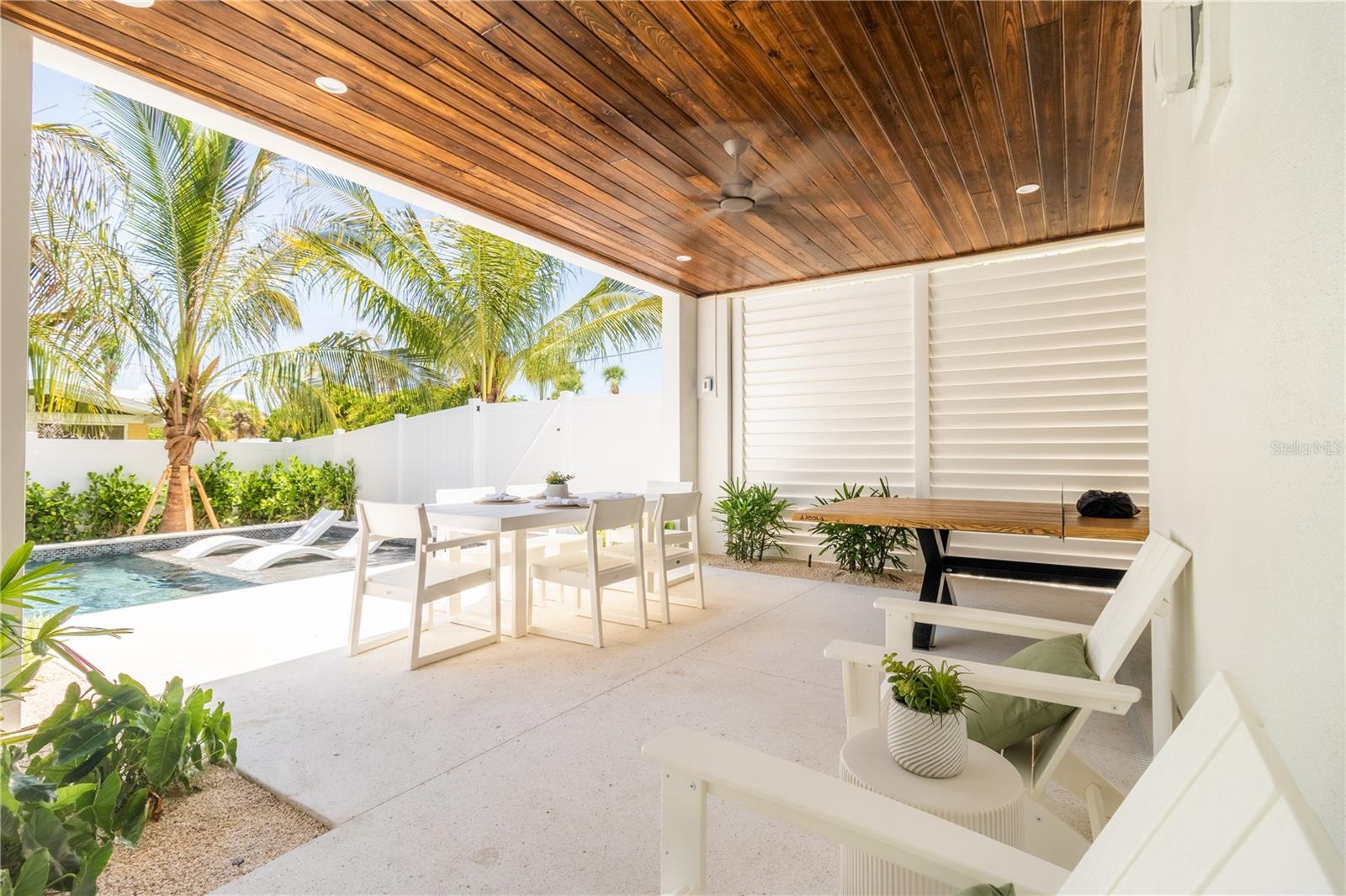 WEST WIND SHORES - Residential