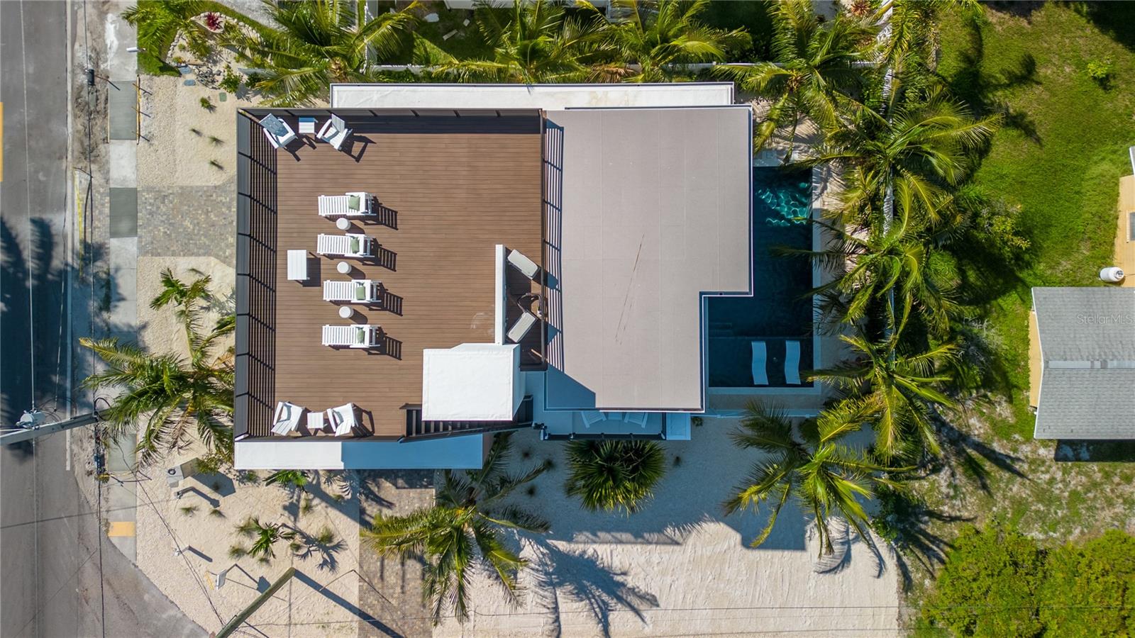 WEST WIND SHORES - Residential