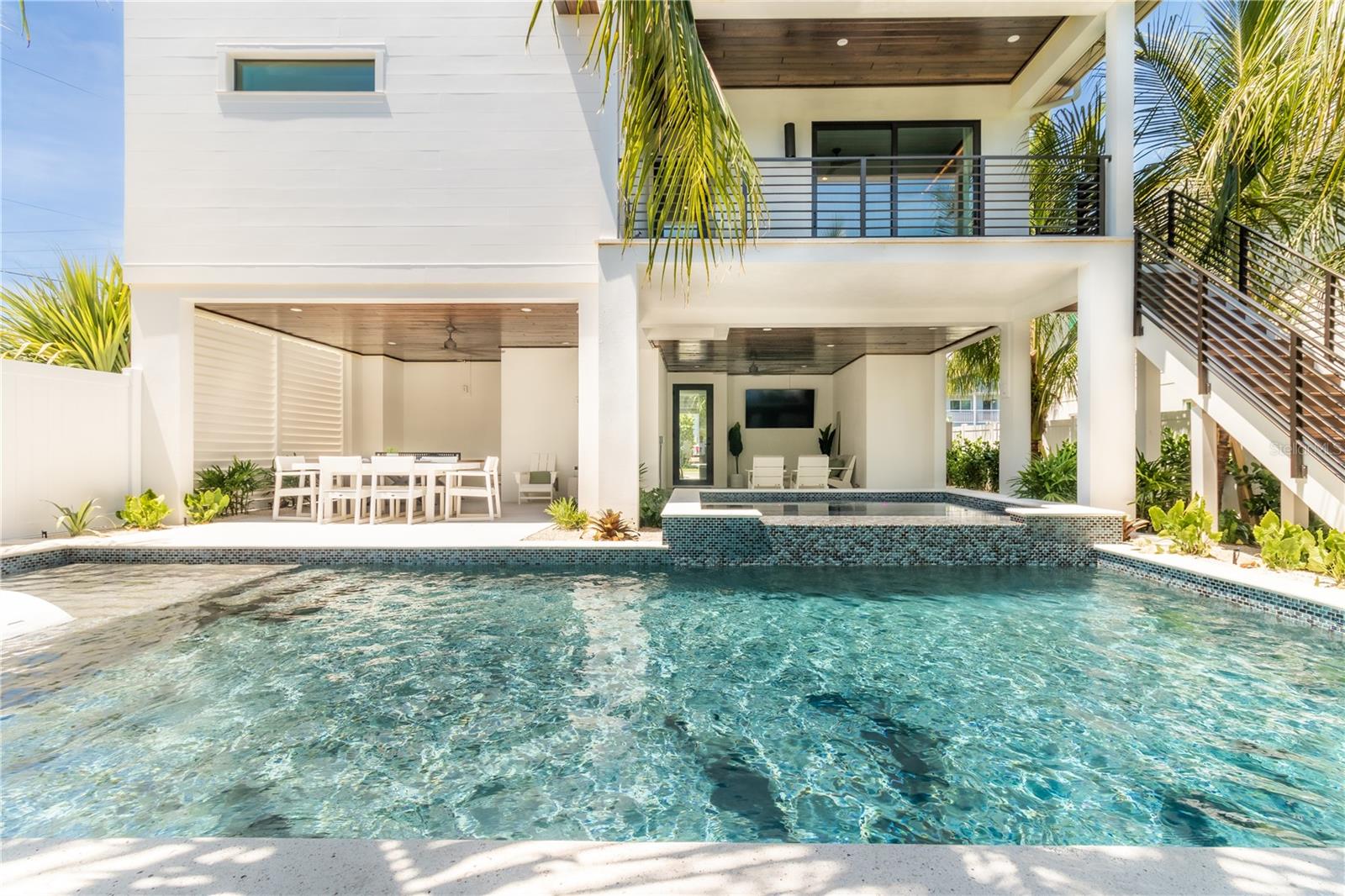 WEST WIND SHORES - Residential