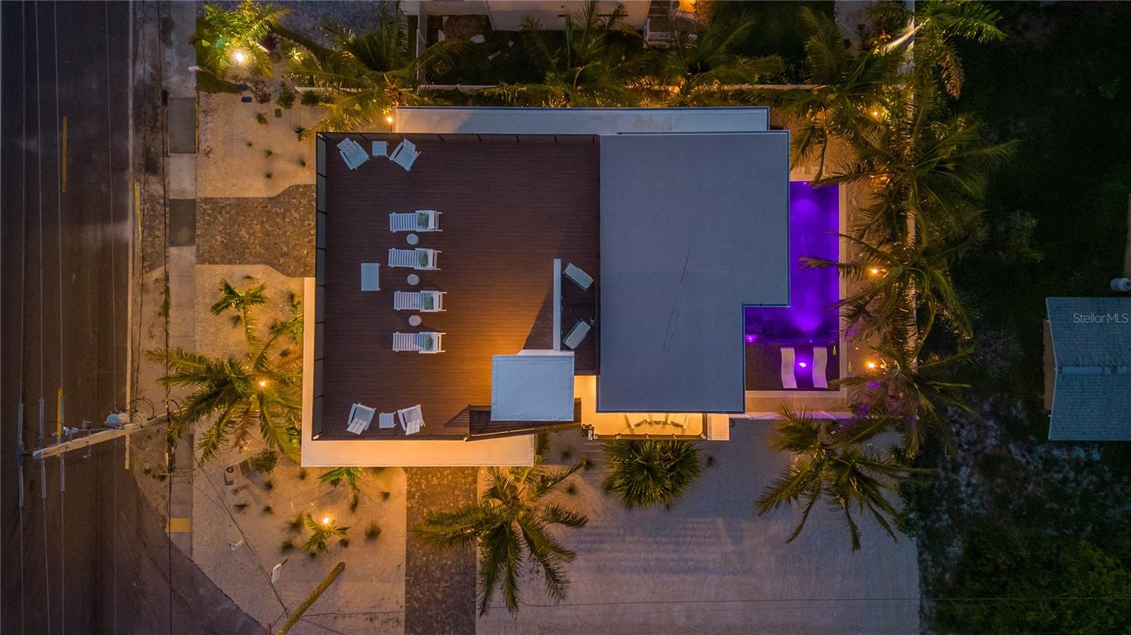 WEST WIND SHORES - Residential