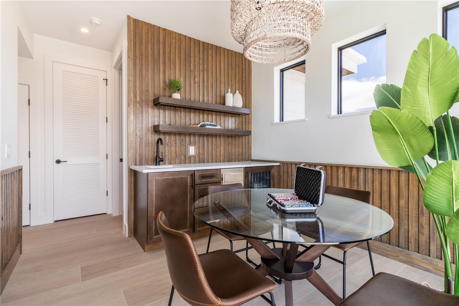 WEST WIND SHORES - Residential