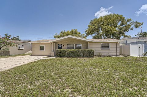 Photo of 3629 Rosewater Drive, Holiday, FL 34691 (MLS # O6362733)