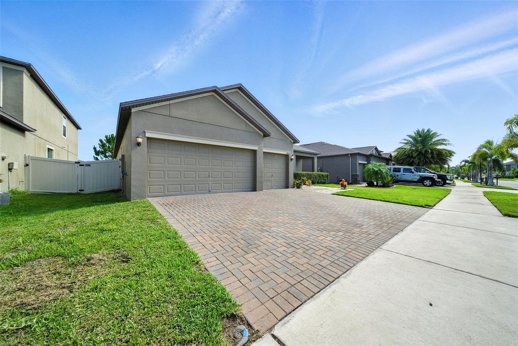 Photo of 9864 Smarty Jones Drive, Ruskin, FL 33573 (MLS # TB8404417)