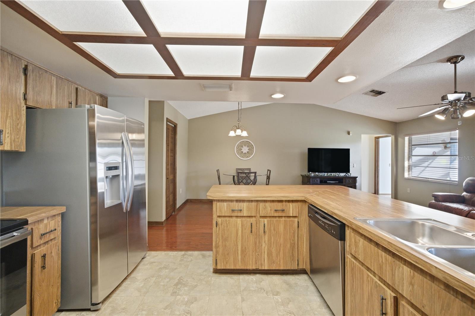 SPRING HILL - Residential