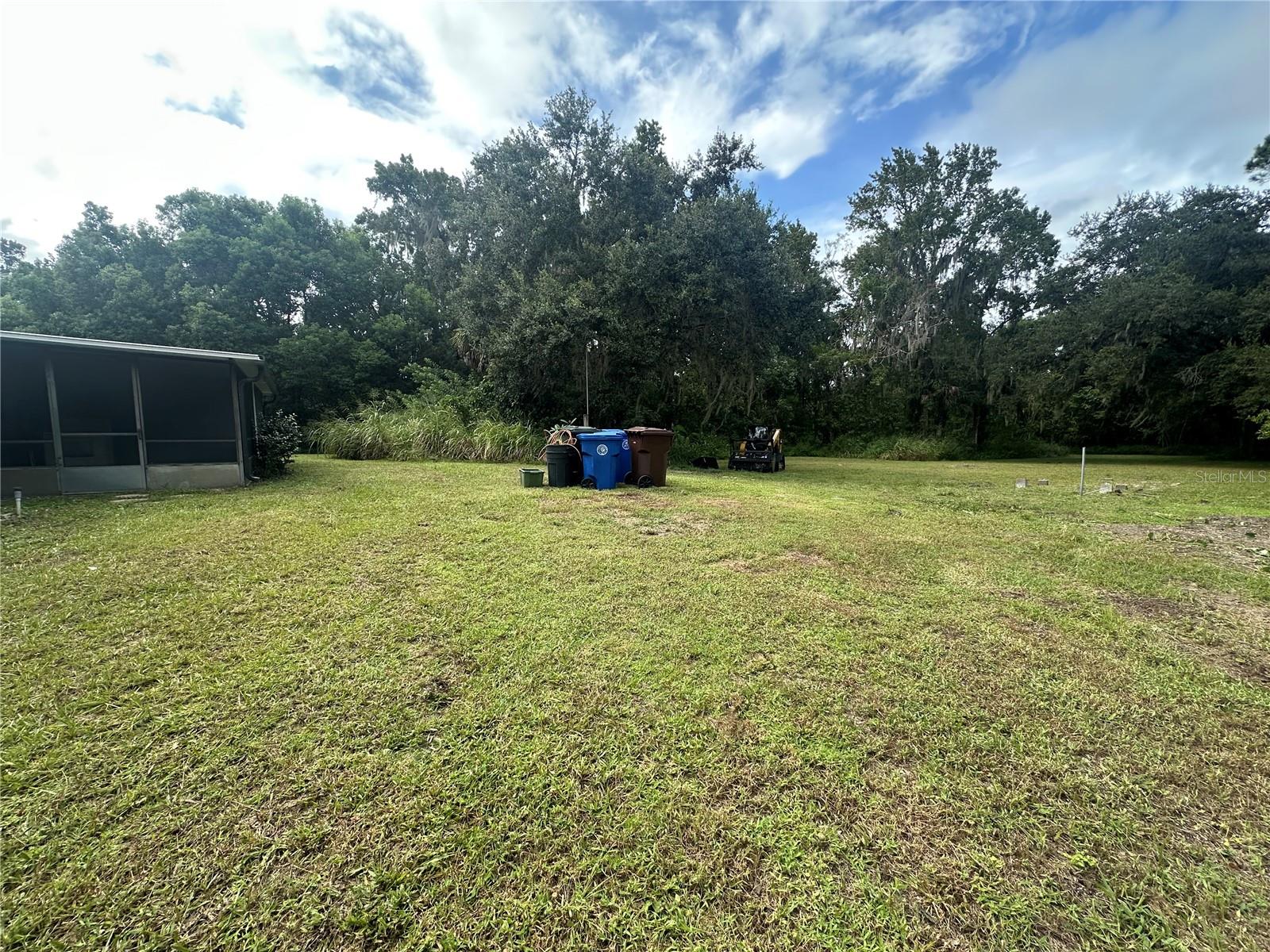 MIDWAY NEAR OVIEDO - Residential Lease