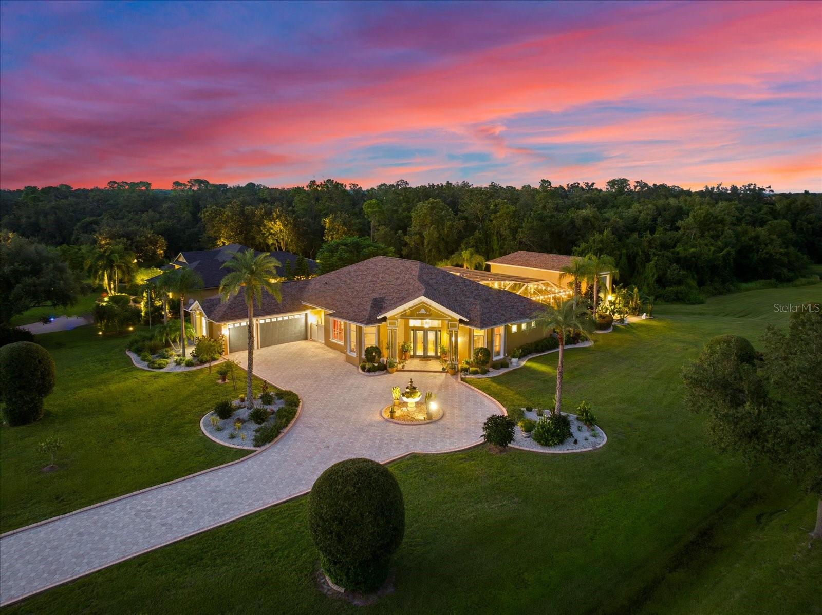 17812 DOE CREEK COURT