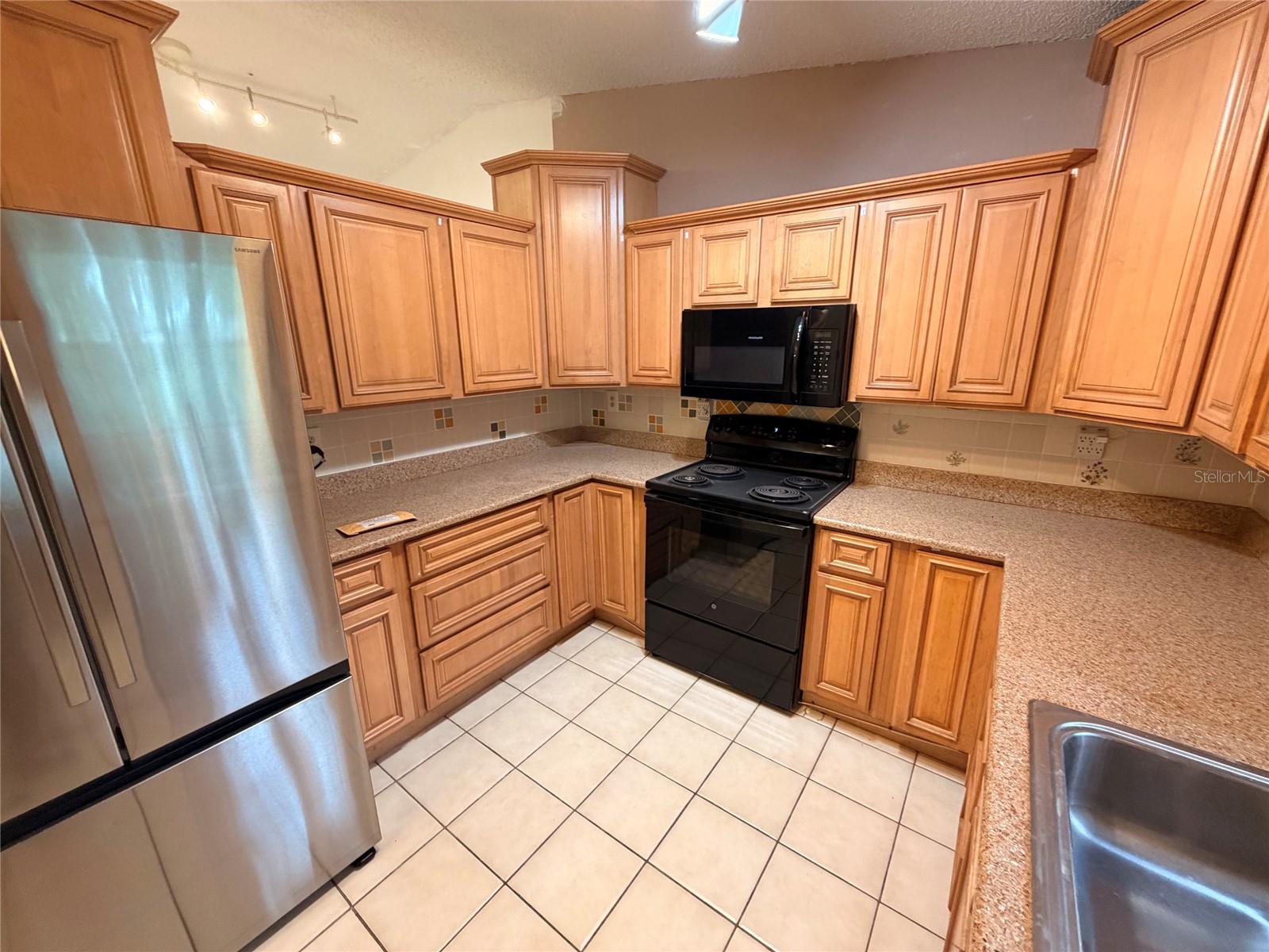 2342 PEMBROOK DRIVE