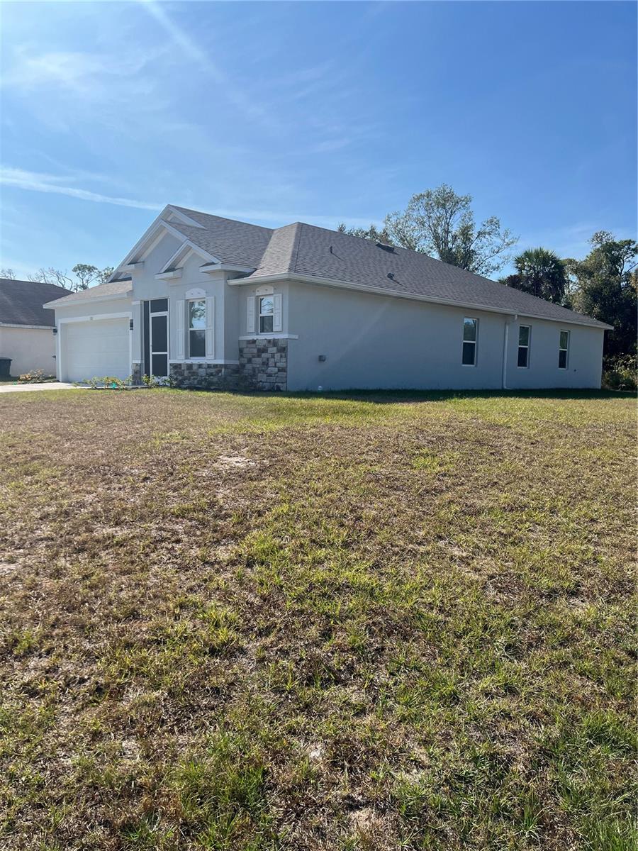 1570 - PORT CHARLOTTE SUB 24 - Residential