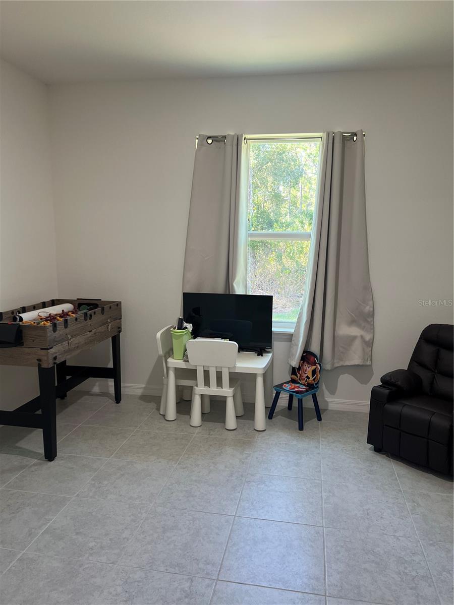 1570 - PORT CHARLOTTE SUB 24 - Residential