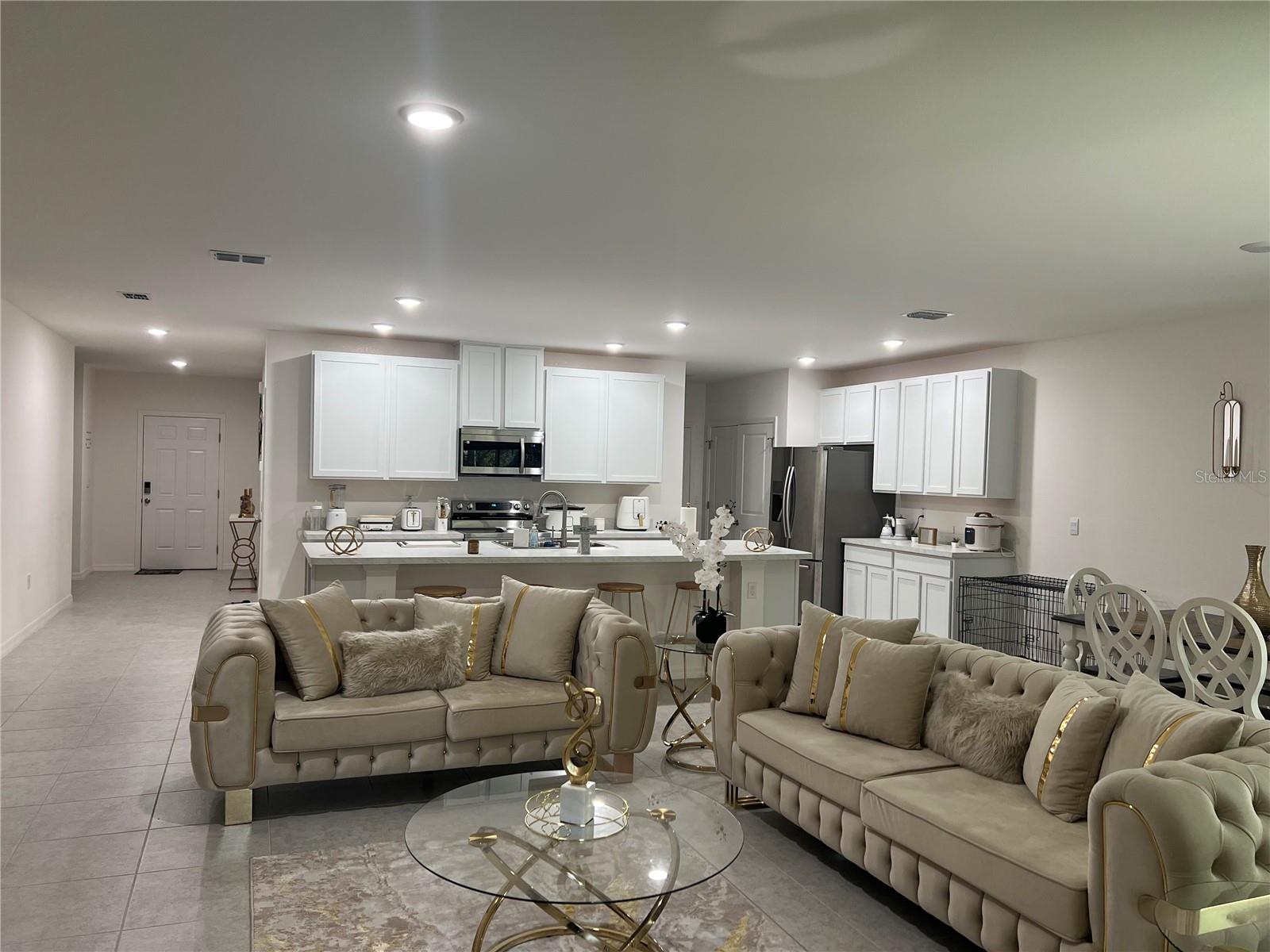 1570 - PORT CHARLOTTE SUB 24 - Residential