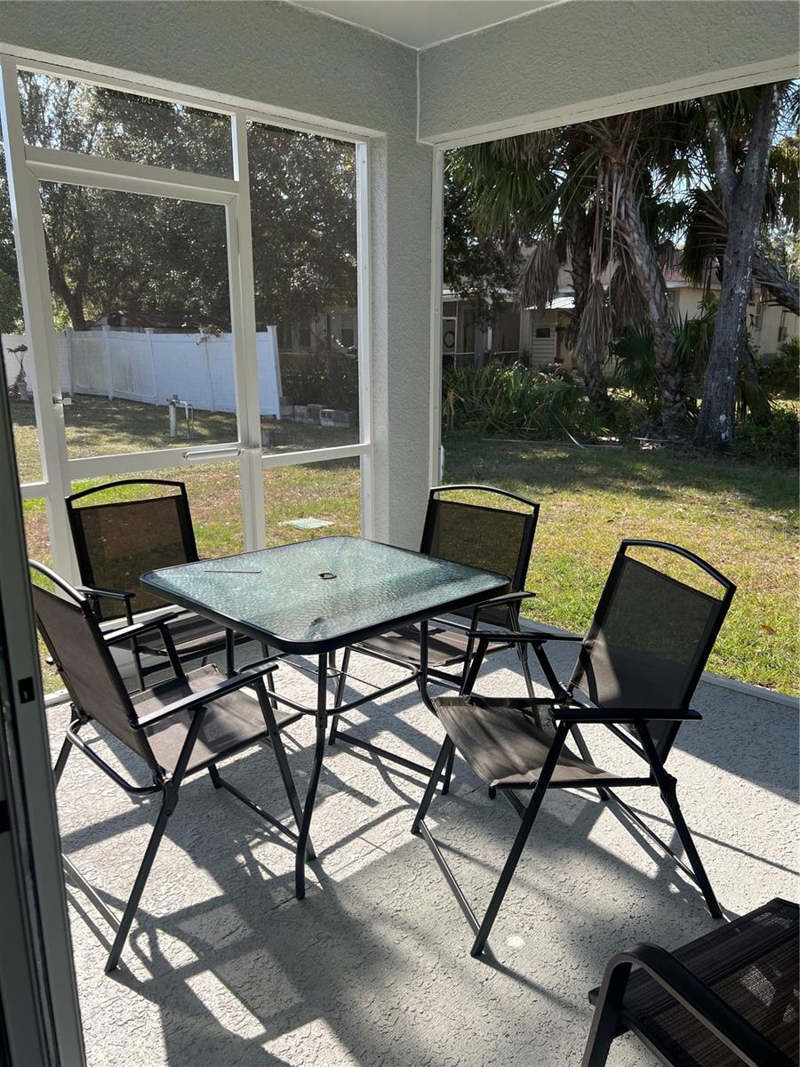 1570 - PORT CHARLOTTE SUB 24 - Residential