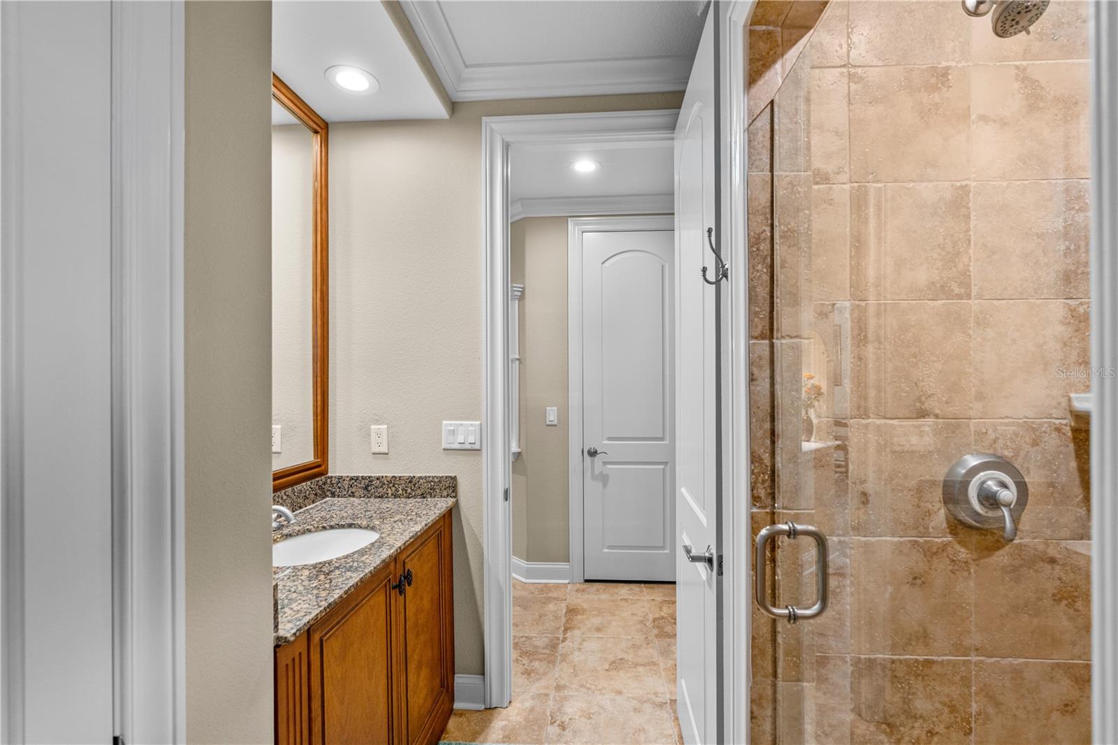 OCEANSIDE/BEVERLY BEACH CONDO - Residential