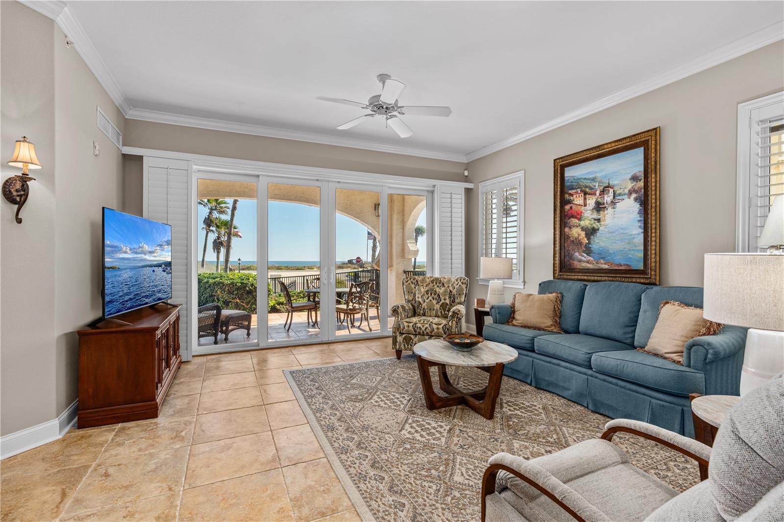 OCEANSIDE/BEVERLY BEACH CONDO - Residential