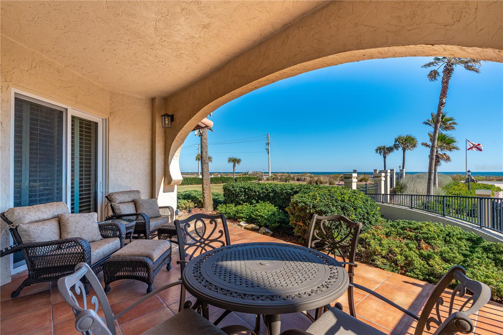 OCEANSIDE/BEVERLY BEACH CONDO - Residential