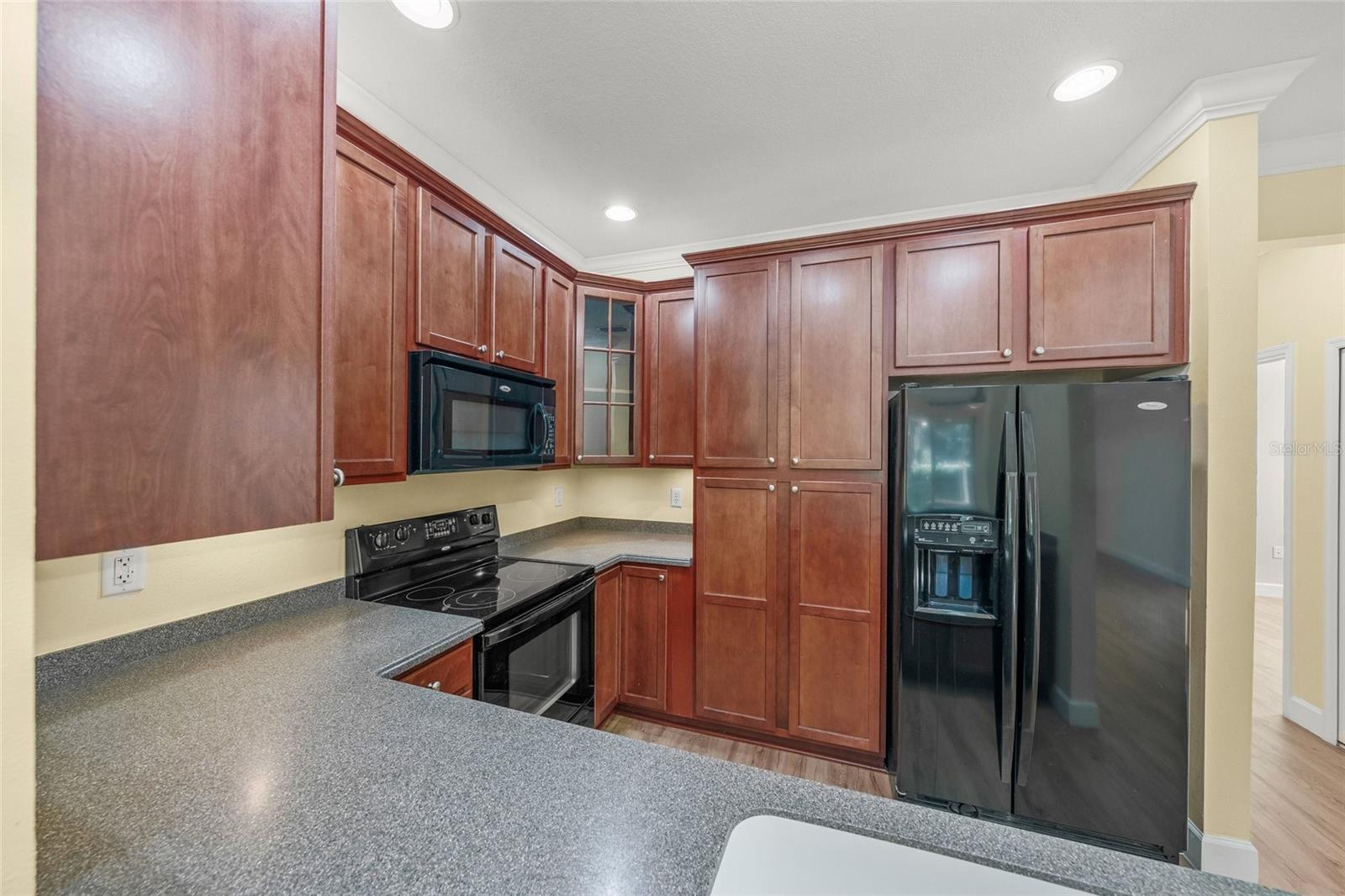 STONEHAVEN PH 4, 5, 6, 7 & 25 - Residential Lease