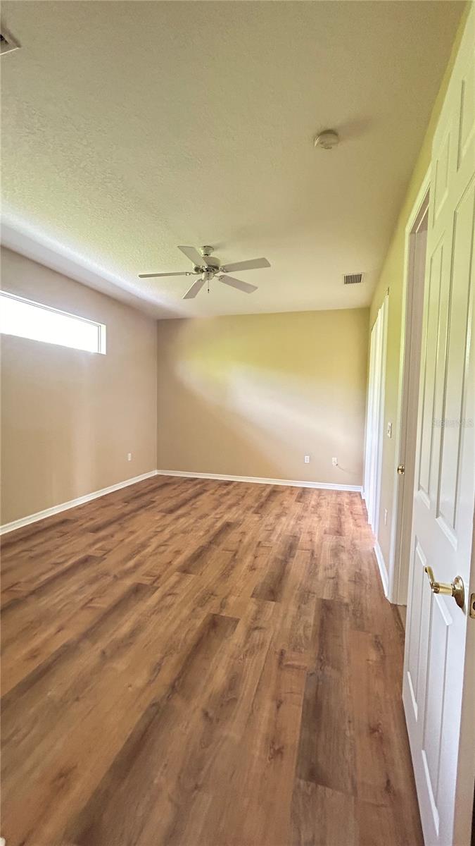 PORT CHARLOTTE SUB 09 - Residential Lease