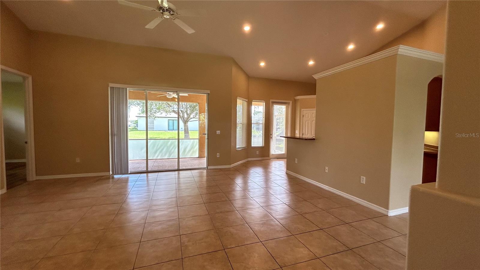 PORT CHARLOTTE SUB 09 - Residential Lease