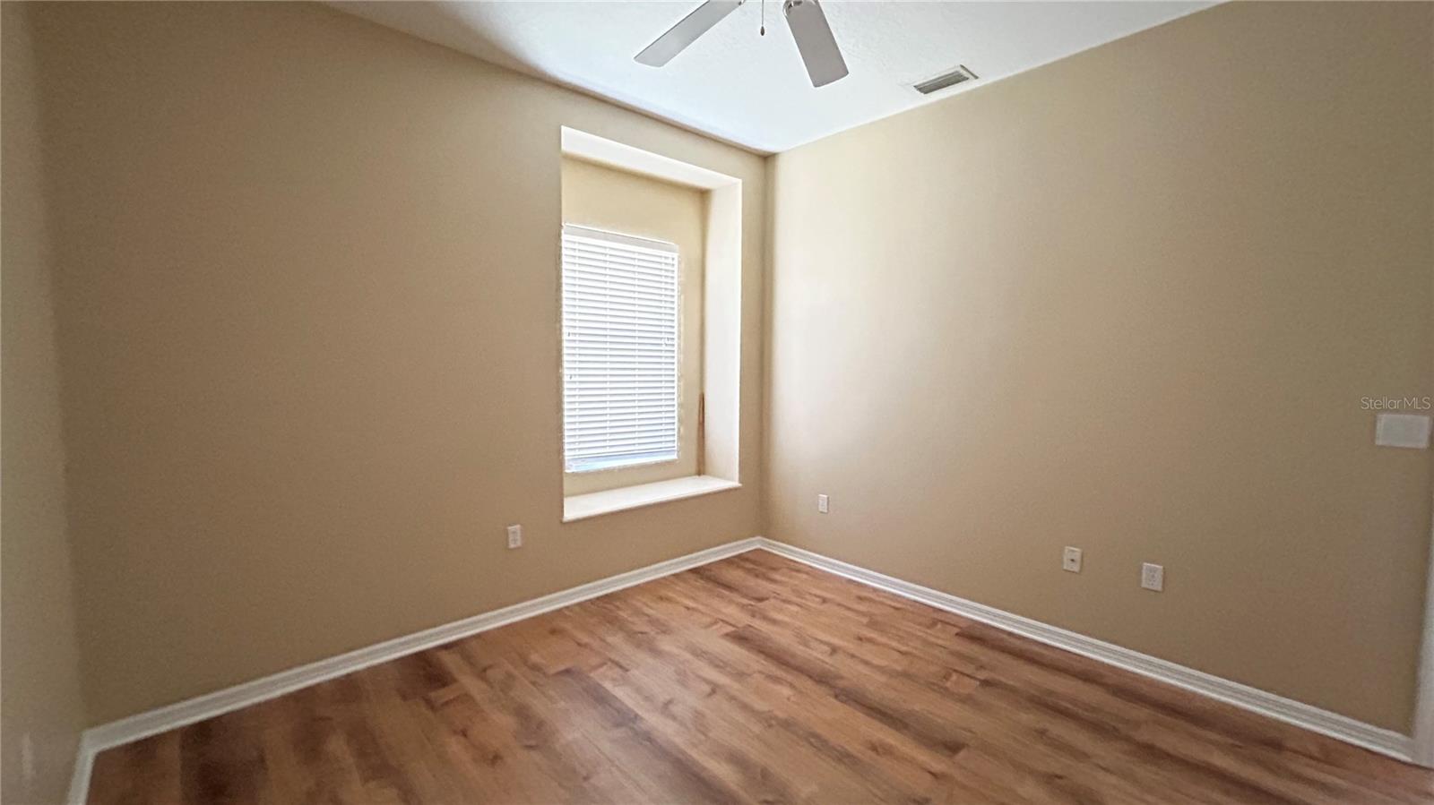 PORT CHARLOTTE SUB 09 - Residential Lease