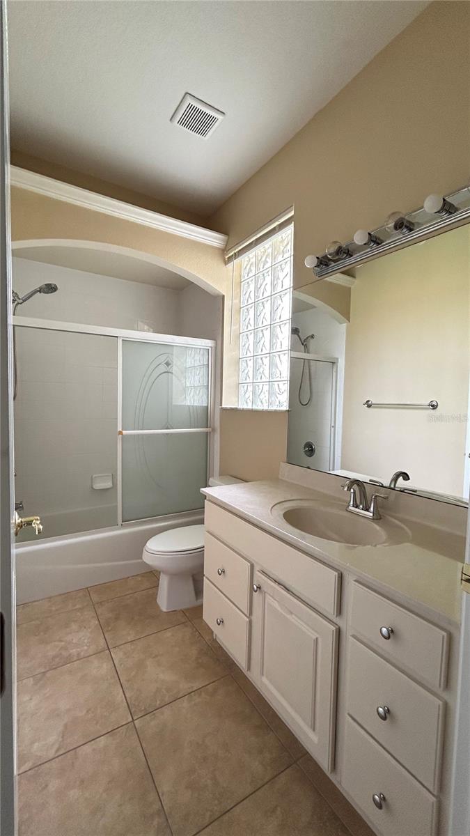 PORT CHARLOTTE SUB 09 - Residential Lease
