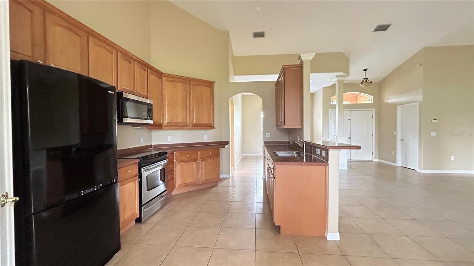 PORT CHARLOTTE SUB 09 - Residential Lease