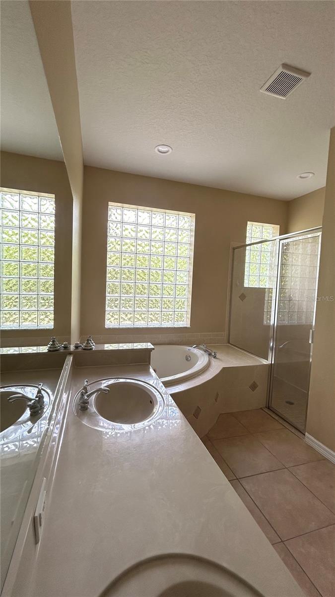 PORT CHARLOTTE SUB 09 - Residential Lease