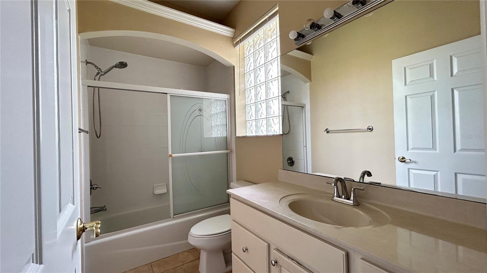 PORT CHARLOTTE SUB 09 - Residential Lease