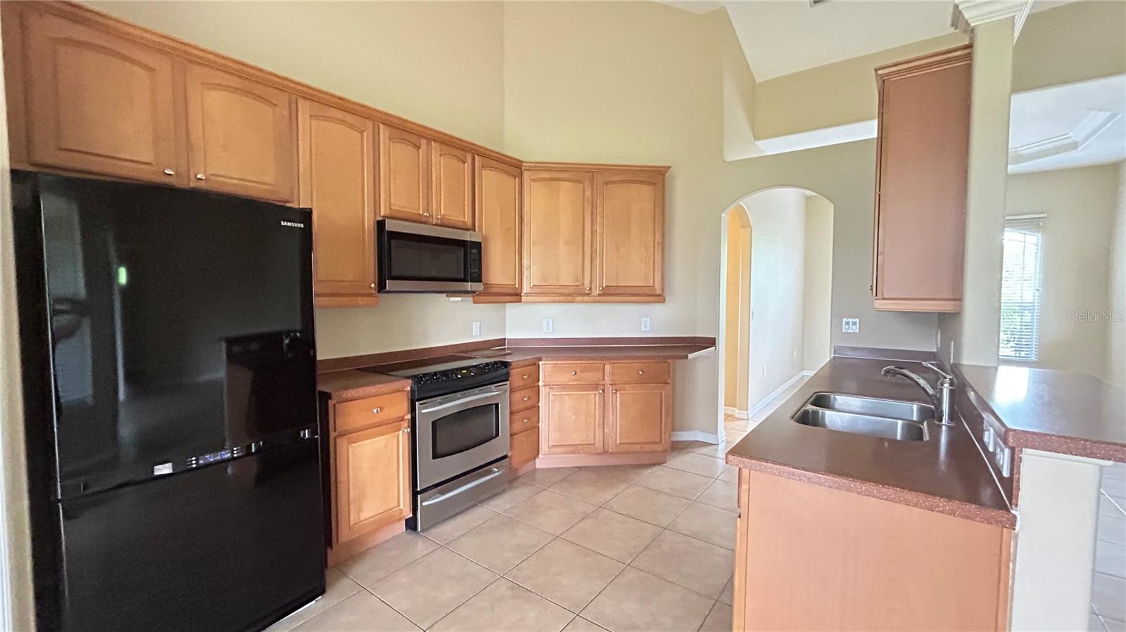 PORT CHARLOTTE SUB 09 - Residential Lease