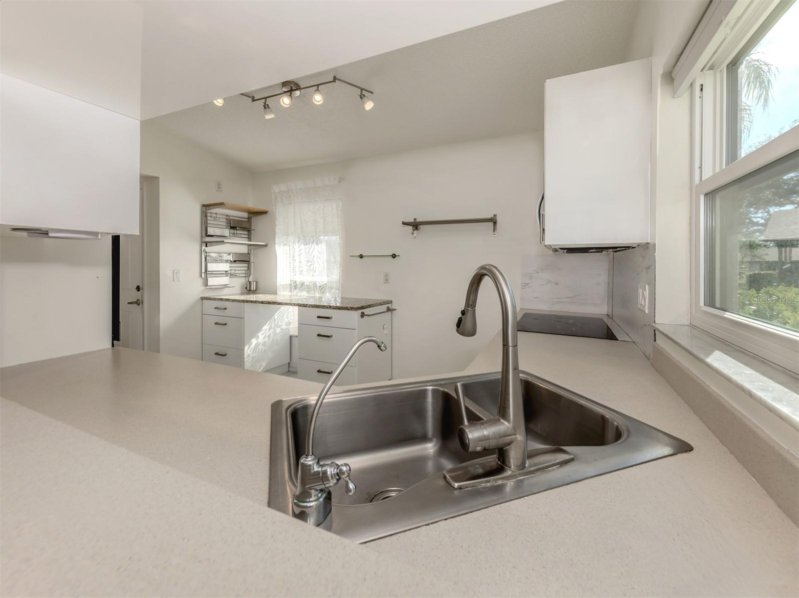 CURRY COVE - Residential