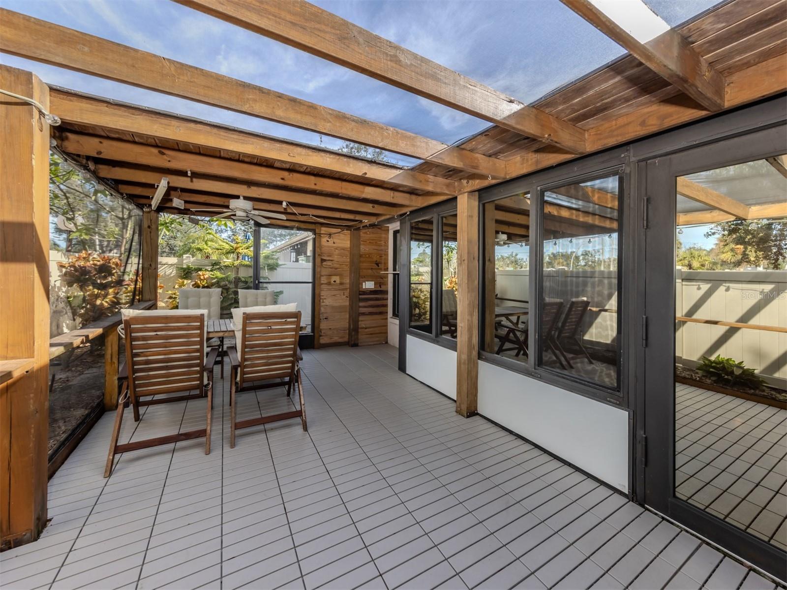 CURRY COVE - Residential