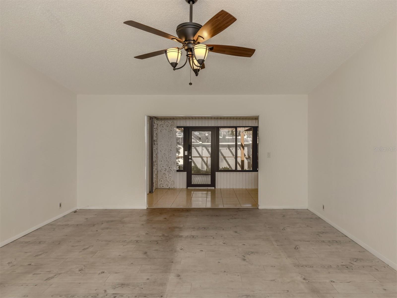 CURRY COVE - Residential