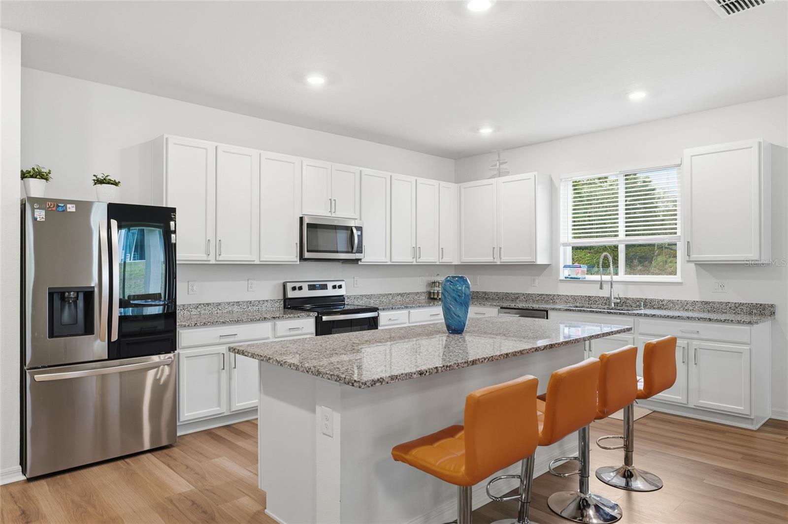 RESERVE/LK RDG - Residential