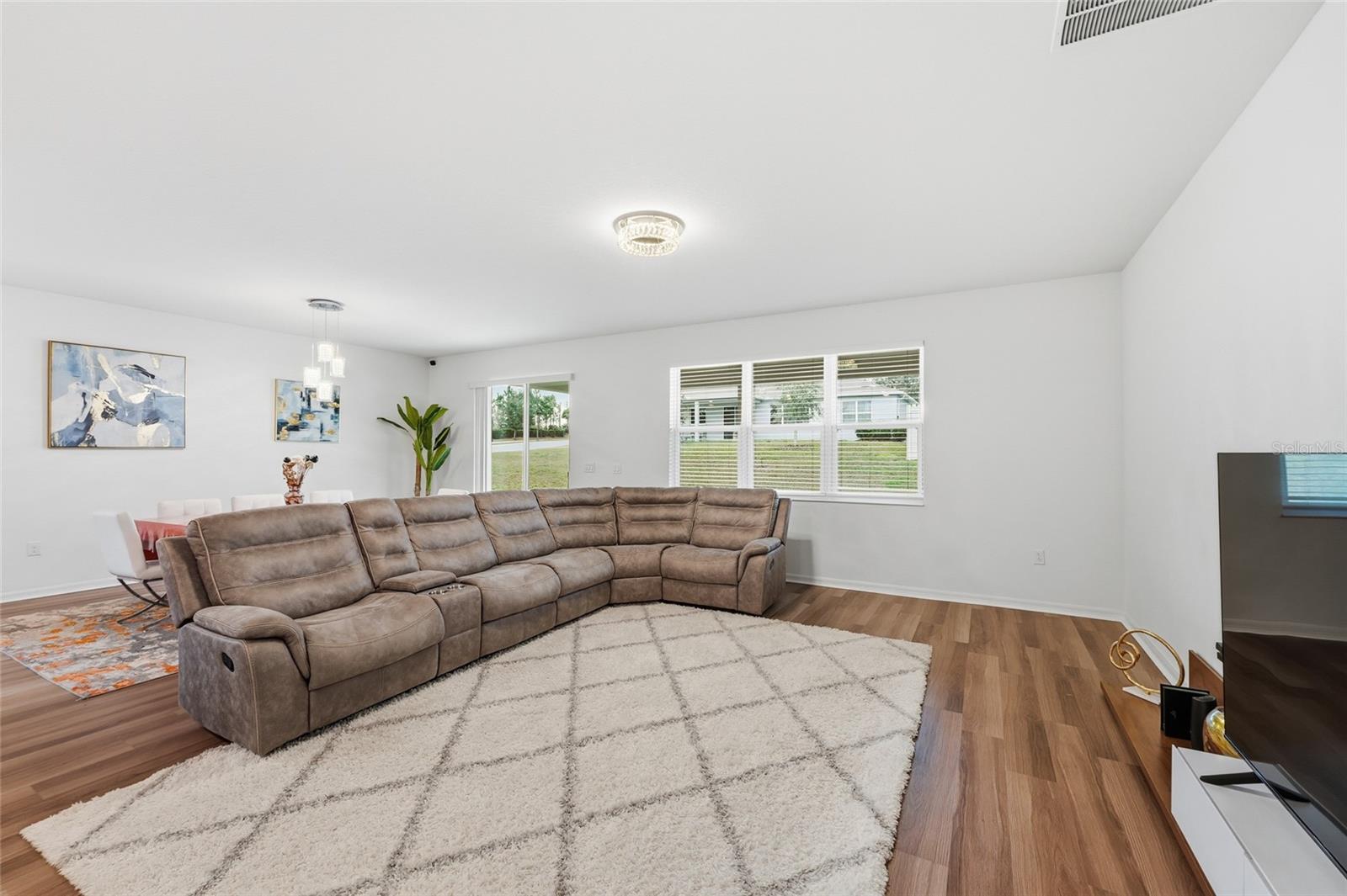 RESERVE/LK RDG - Residential