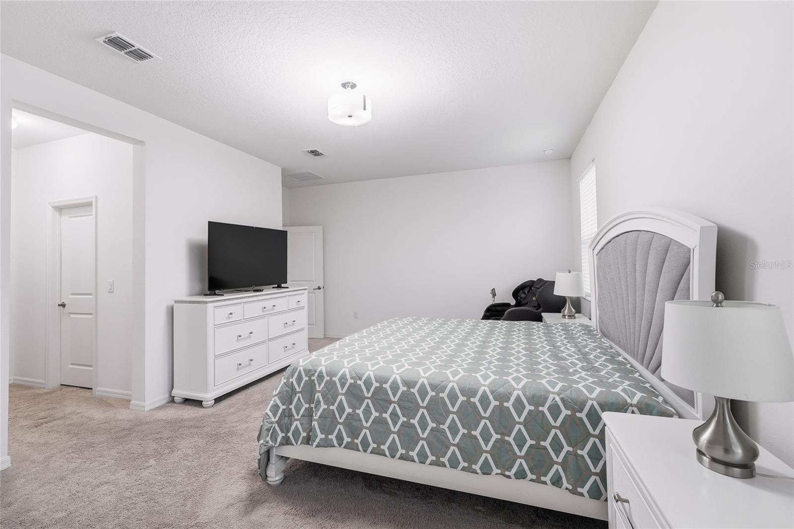 RESERVE/LK RDG - Residential