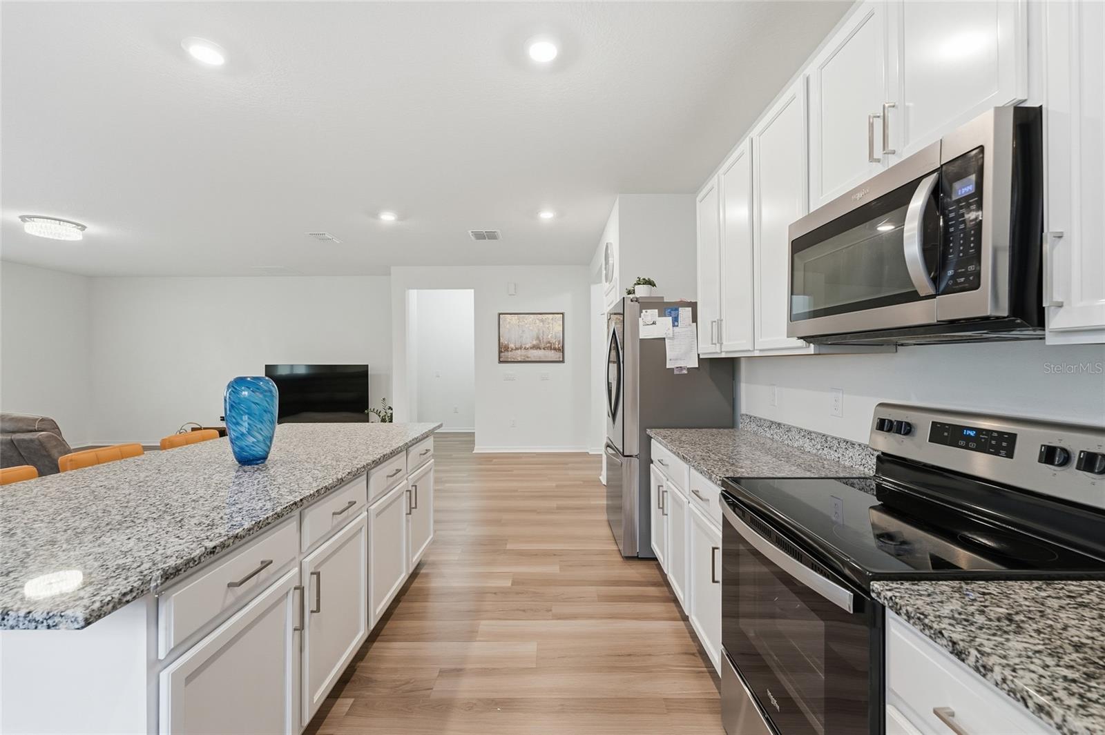 RESERVE/LK RDG - Residential