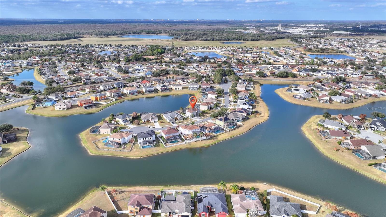 CALLA LILY COVE AT CRESCENT LAKE - Residential